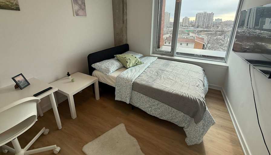 Meryem ikbal Yaman's room