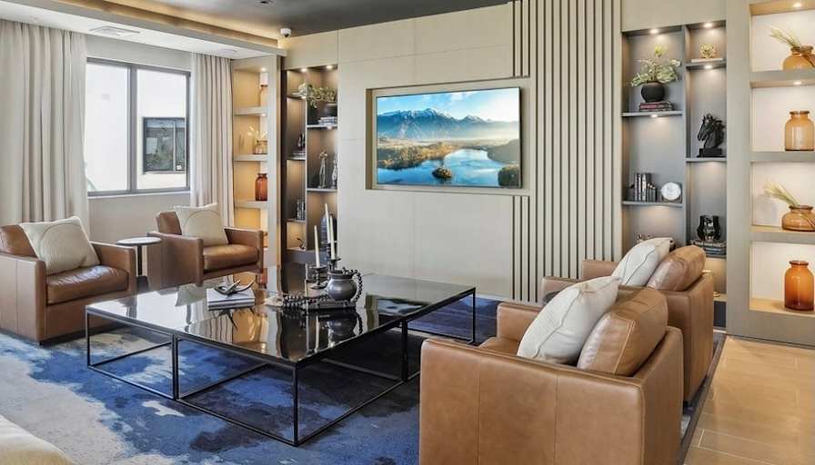 Zivar's room