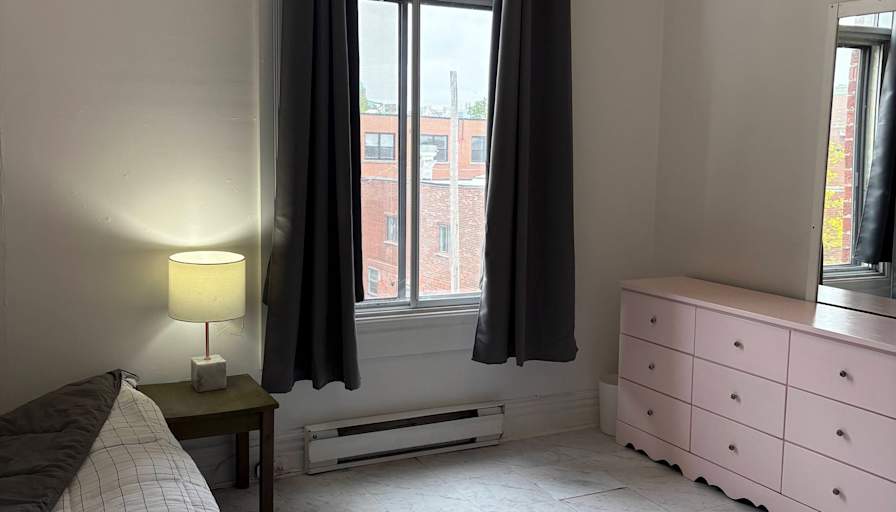 Crystal's room