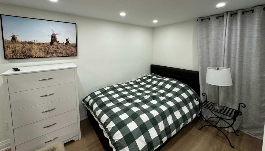 Niloofar's room