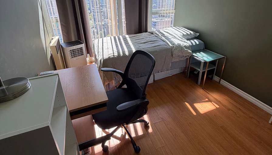 Jay's room