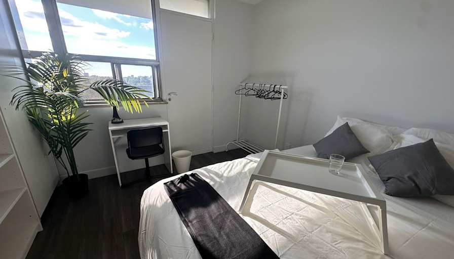 derya aslan's room