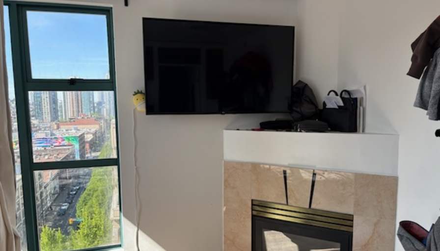 Keish's room
