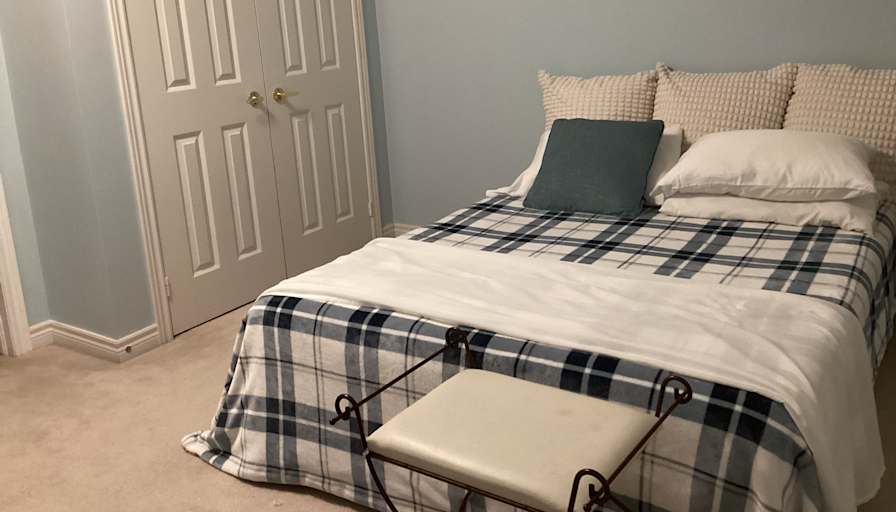 Oscar's room