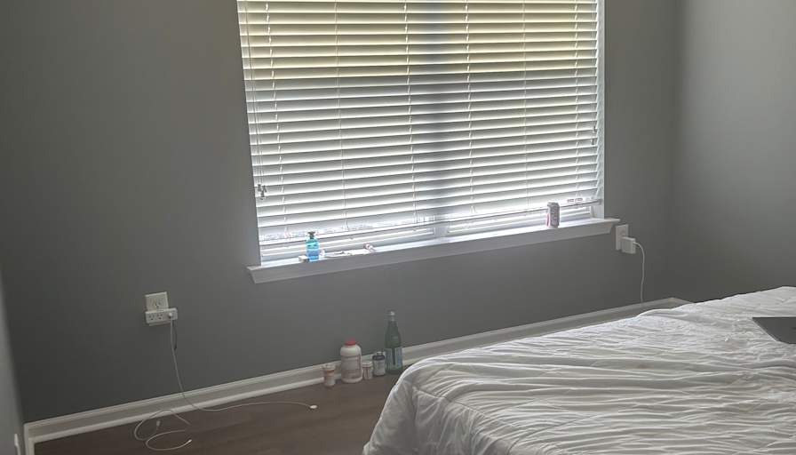 Caroline's room
