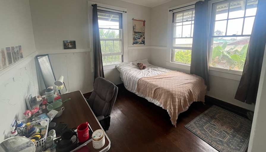 Isabelle's room