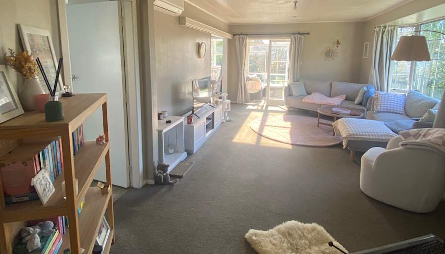 Hannah's room