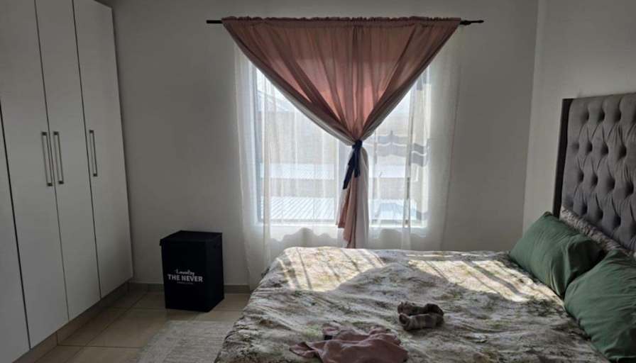 Anthonio's room