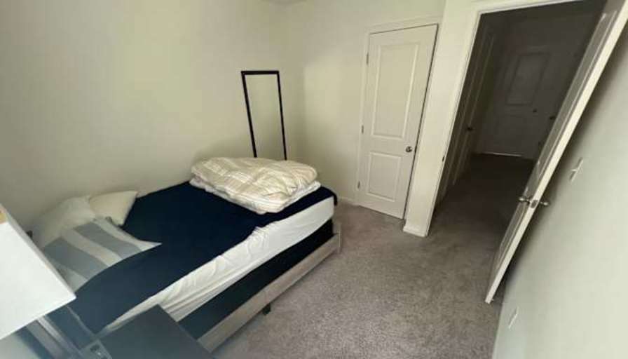 ttoo's room
