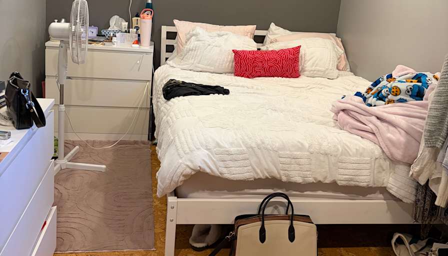 shaynah's room