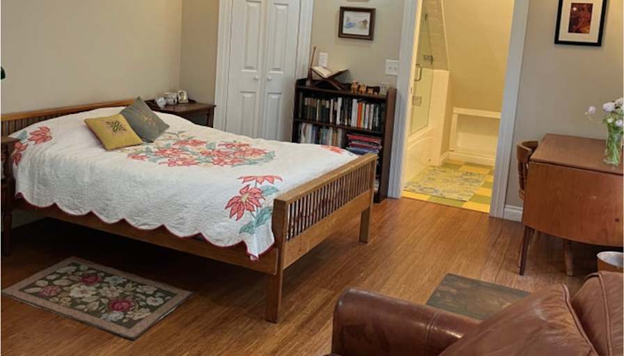 Victoria's room