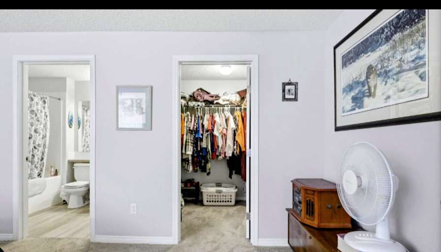 Ravneet Brar's room