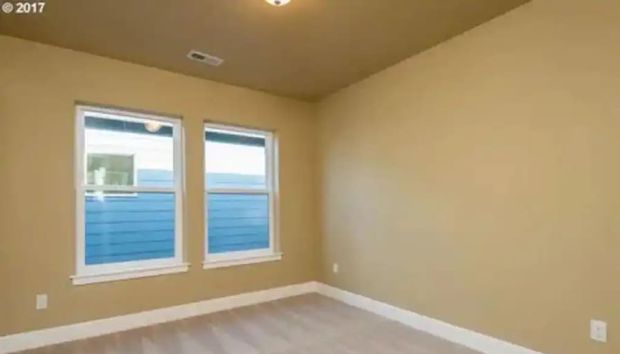Annie's room