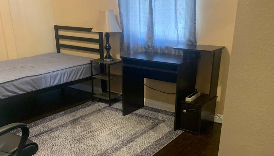 Annie Phung's room