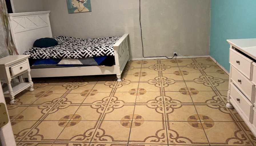 Nina's room