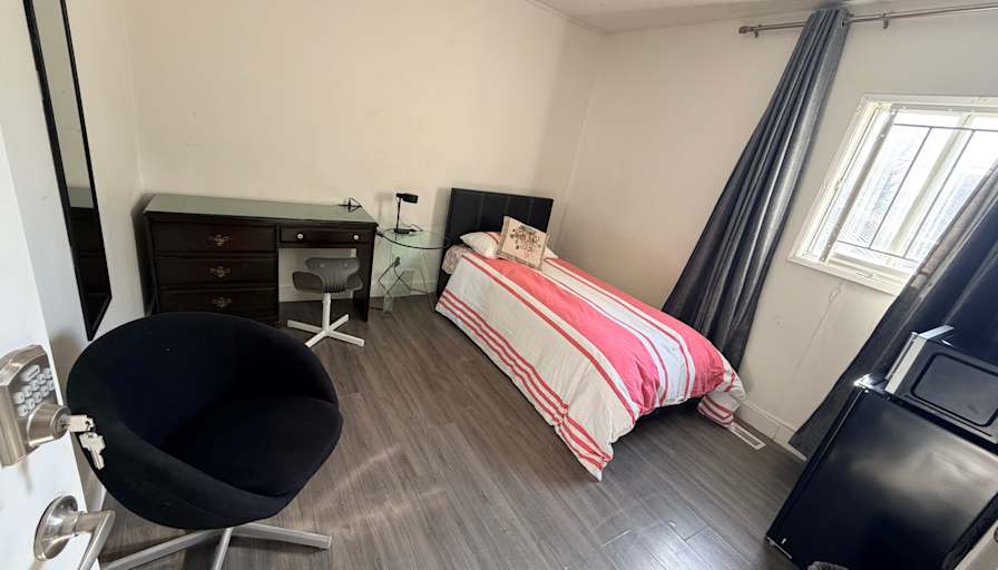 Sami's room