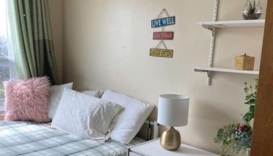 Ana's room