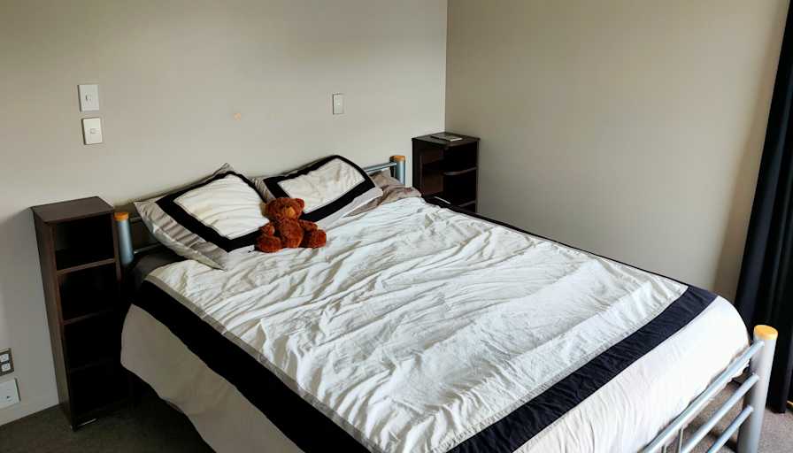 G's room