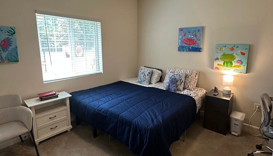Linda's room