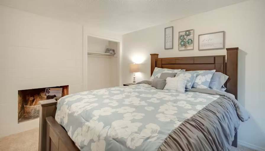 Ben's room