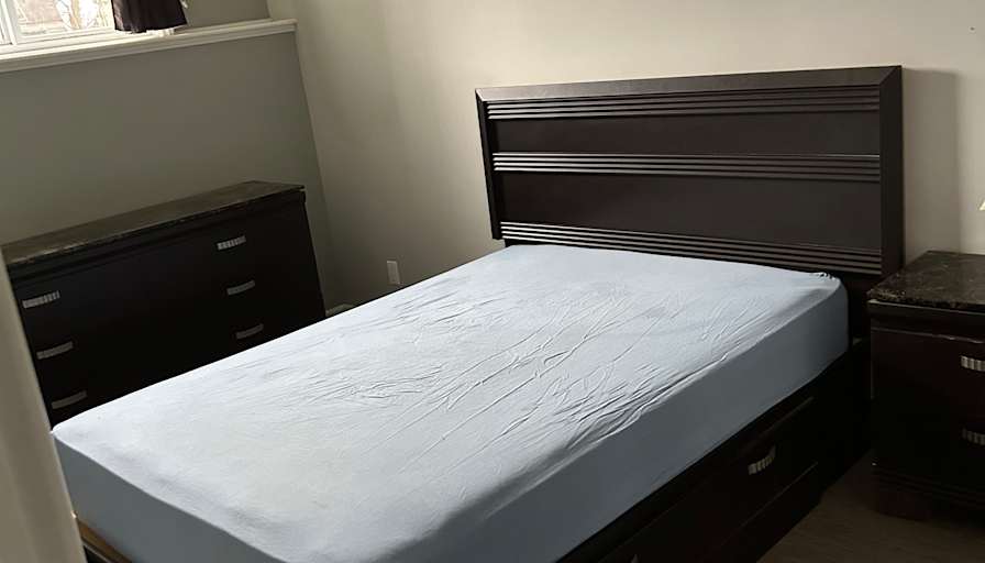 Don morrow's room