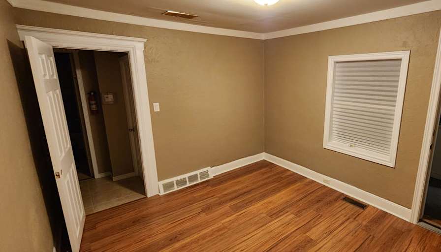 Andrea's room