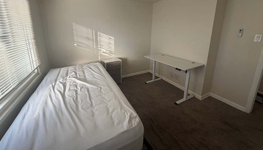 Mauricio Valverde's room