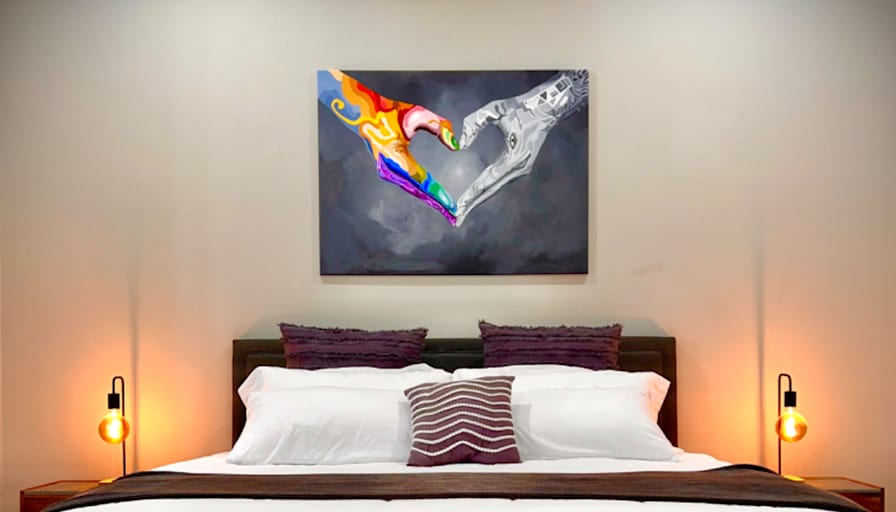 Raul's room