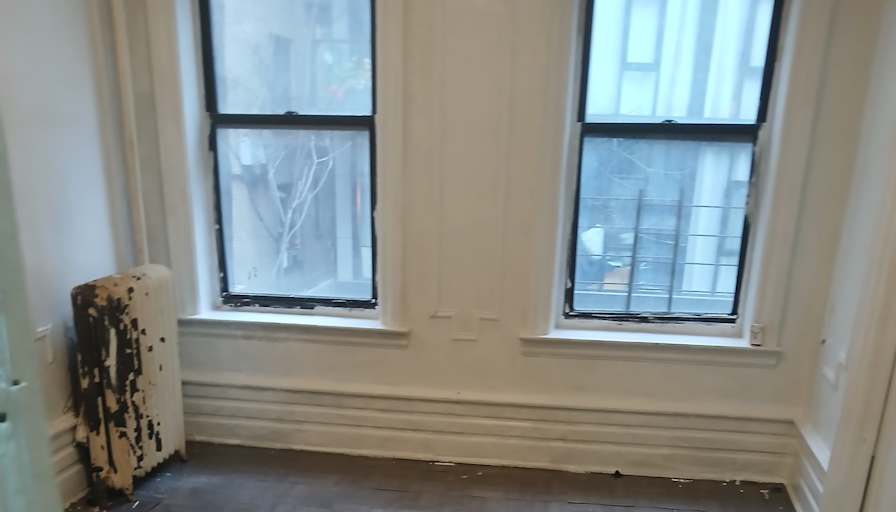 moise richardson's room