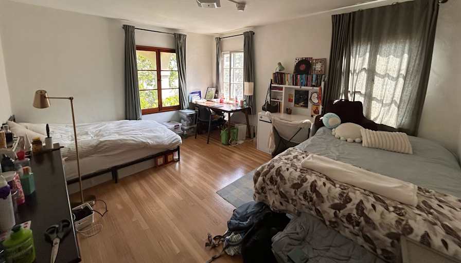 Anna's room