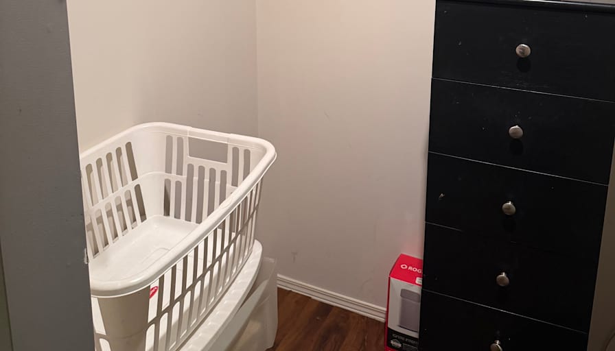 Alicia Alexandre's room