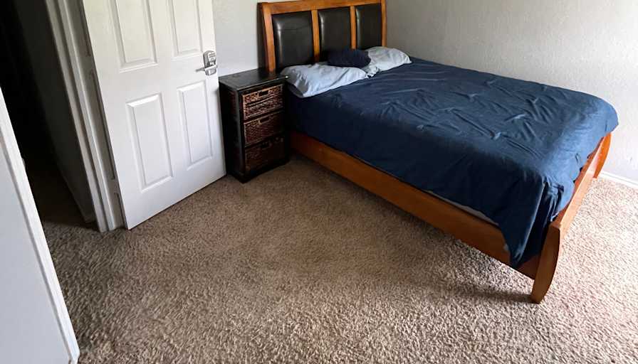 Armando's room