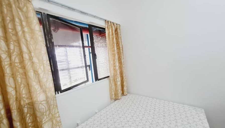 Roomy's room