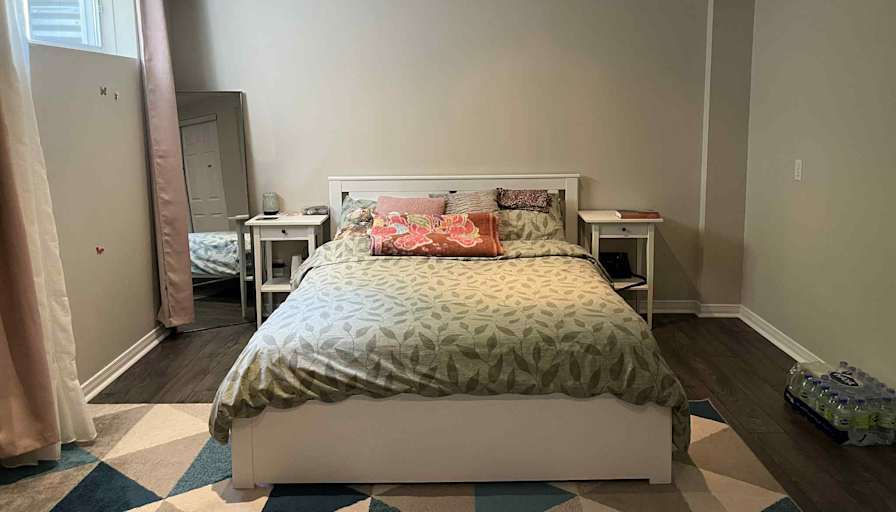 ouleiyah's room