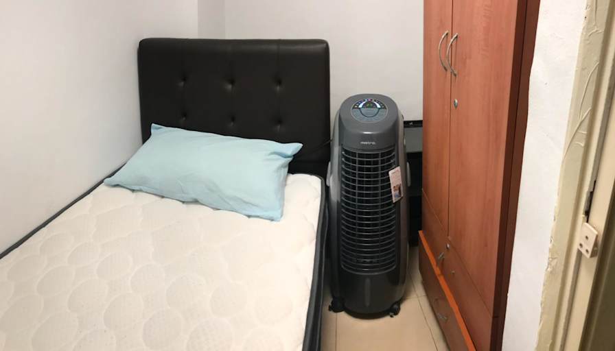 VVA EI's room