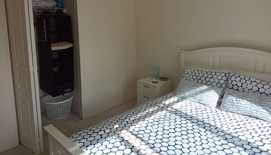Cléo and Carl's room