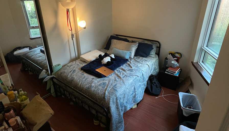 ochi's room
