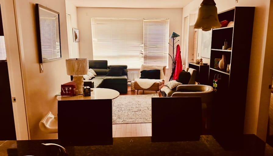 Nicole H's room