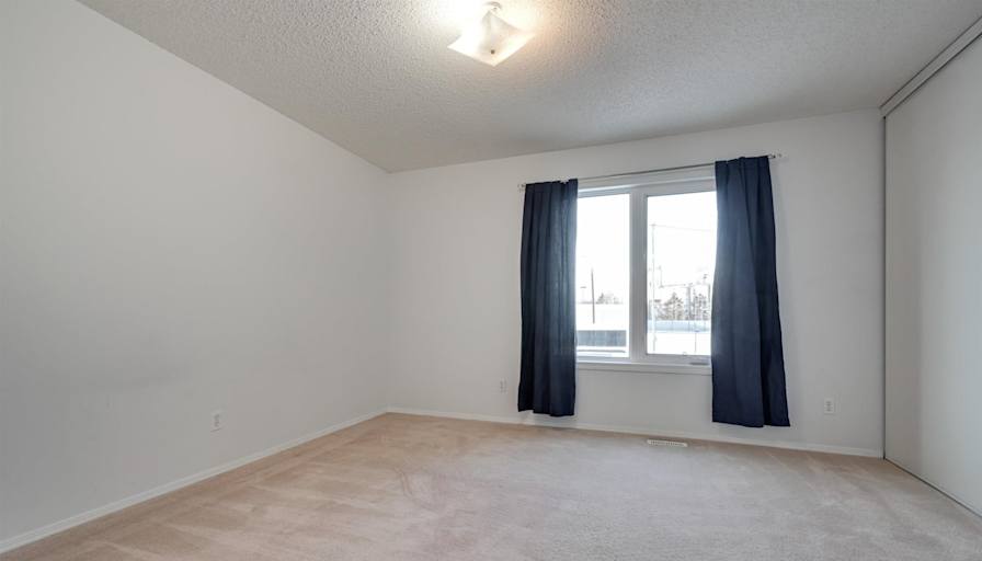 Tex's room