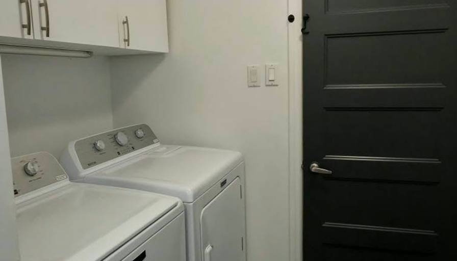 Jefry Denny's room