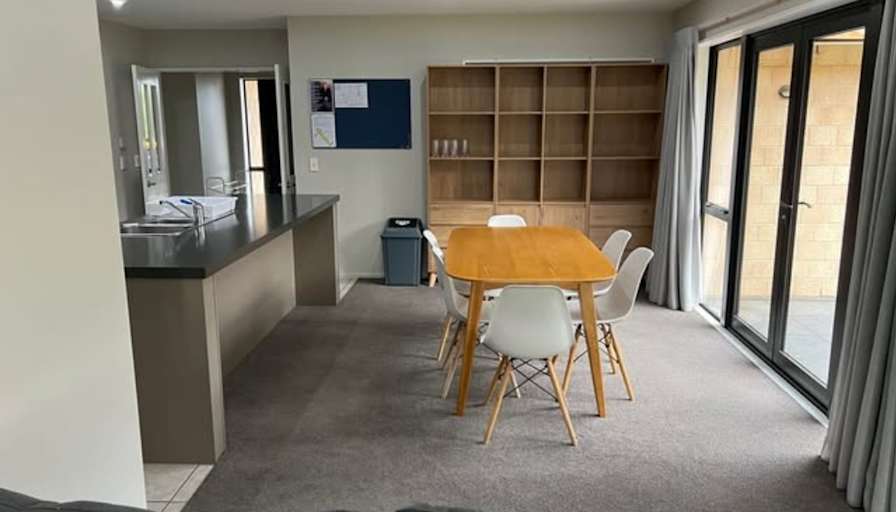 Fon's room