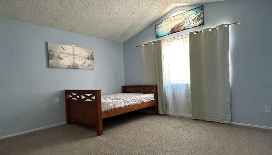 HILARY RAMIREZ's room
