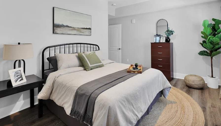 Victoria's room