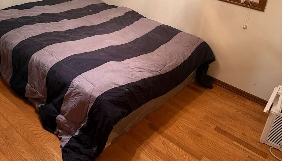 Os. C's room