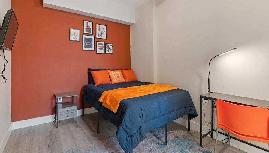 Jeniffer's room