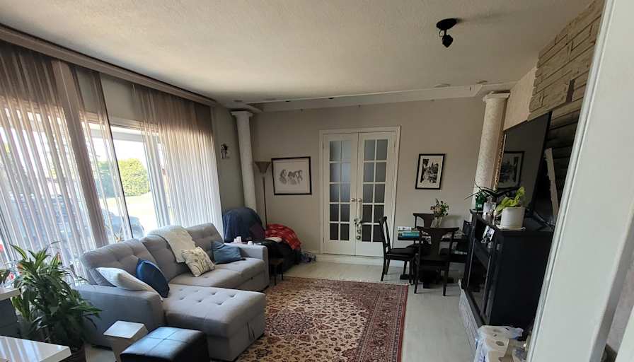 Frank Robinson's room