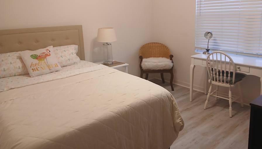 Huguette's room