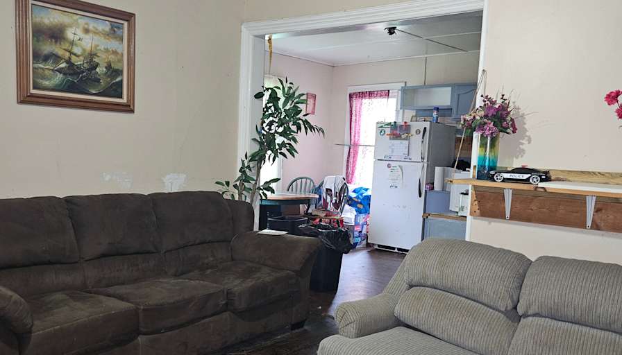 SARA's room