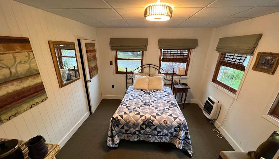 Alban MA's room