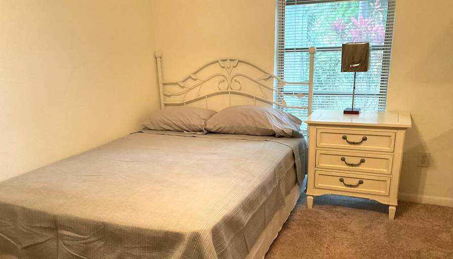 Jen's room
